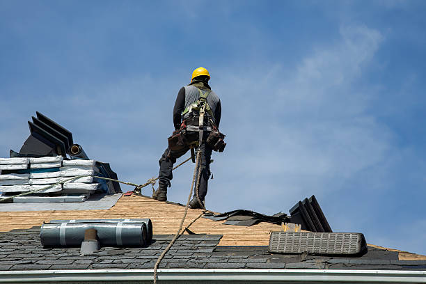 Professional Gutter Installation technician working in Clarence, IA